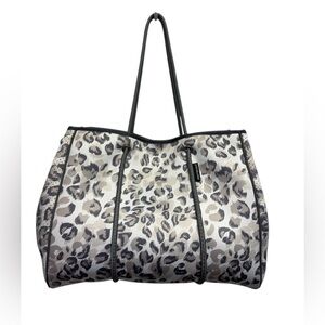 PreneLove Classic Yorkville Leopard Print Large Tote Bag